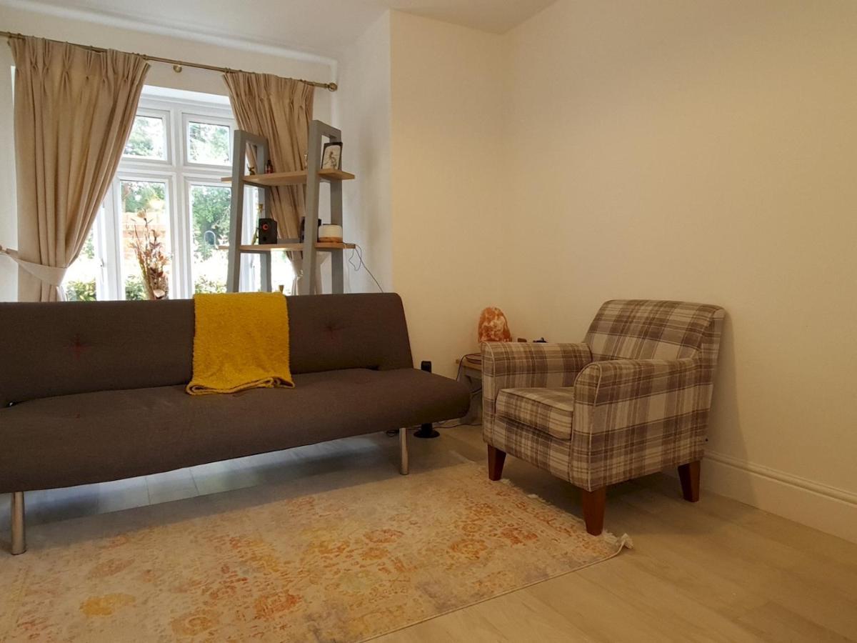 Pass The Keys Well Located Modern 5 Bedroom House 伯明翰 外观 照片